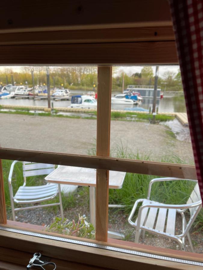 Grillkota Holzhuette * Lauenburg