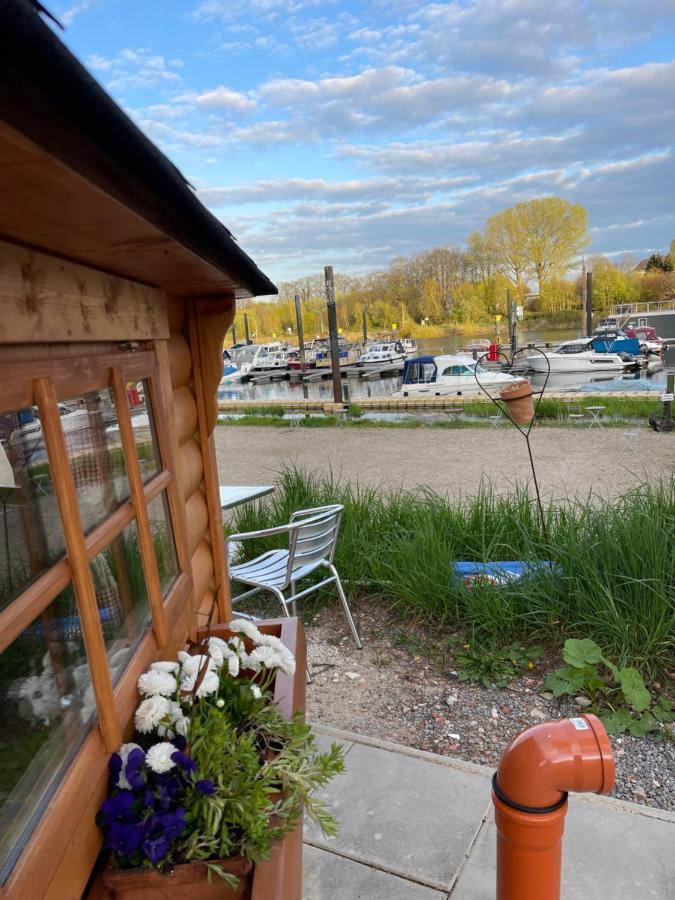 Grillkota Holzhuette Tente de luxe